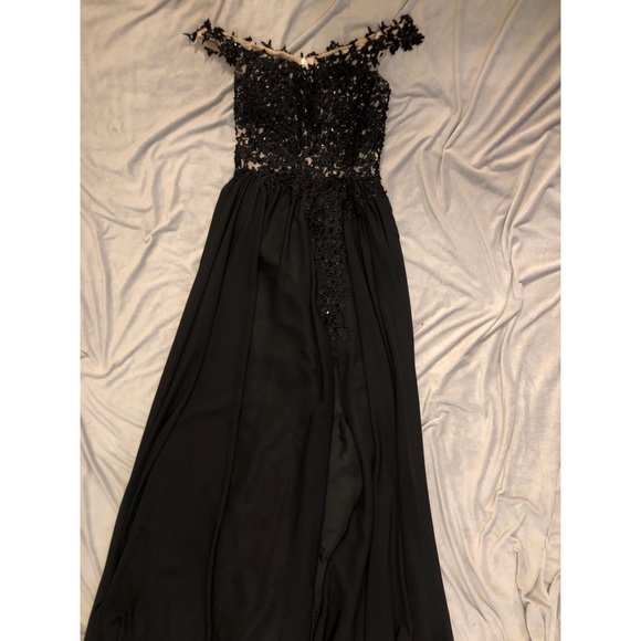 Prom dress - Picture 2 of 2